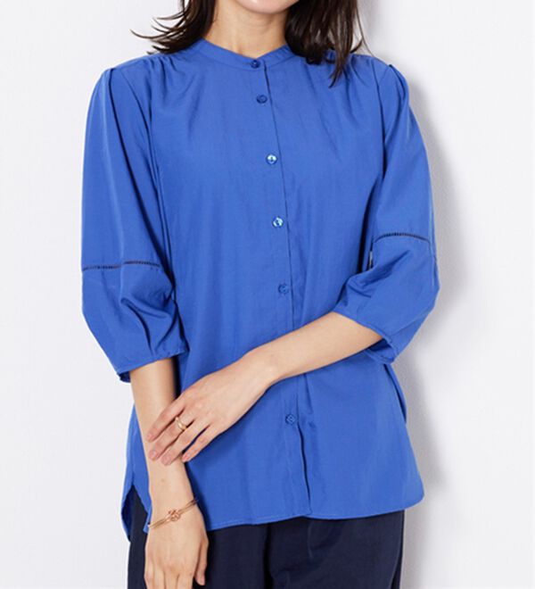 BELLUNA（ベルーナ）の「エアリービンテージ素材レース使いブラウス（ブラウス）」｜ブルー