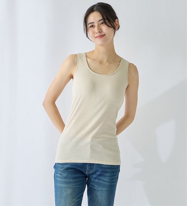 LAVIENNE（ラヴィエンヌ）の「【ムレ嫌いさん必見！】綿１００％涼しいカップ付タンクトップ＜さらりラボ＞（肌着・インナーウェア）」｜詳細画像