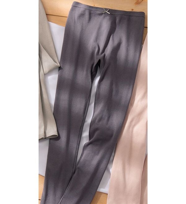 LAVIENNE（ラヴィエンヌ）の「お肌に優しいオーガニックコットン７分丈ボトム（肌着・インナーウェア）」｜チャコールブラウン