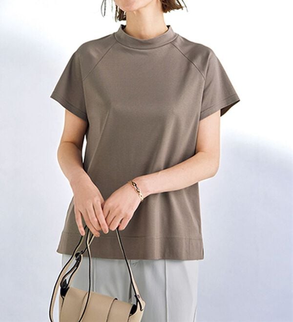 BELLUNA（ベルーナ）の「＜日本製＞クールコットン１００％モックネックＴシャツ（Tシャツ）」｜詳細画像