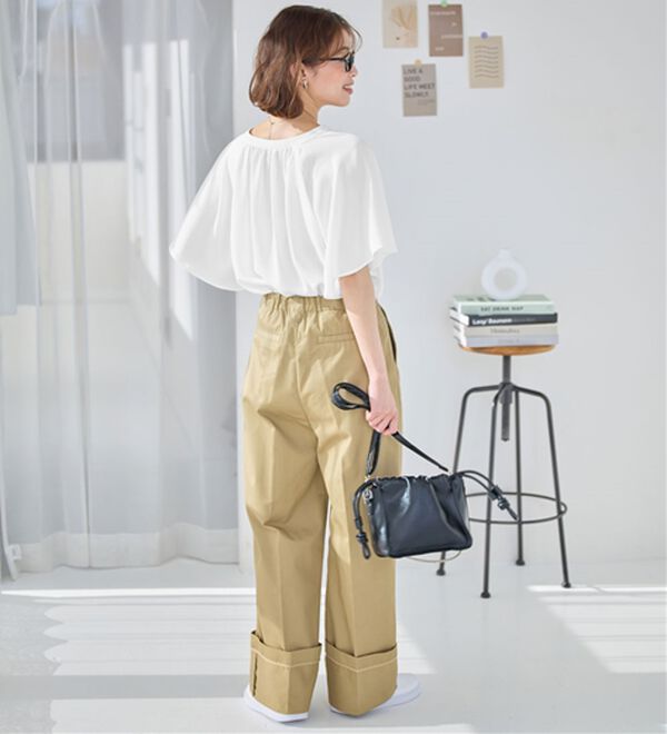 Viola e Viola（ヴィオラ エ ヴィオラ）の「【接触冷感】さらっと涼感フレアスリーブブラウス（ブラウス）」｜詳細画像