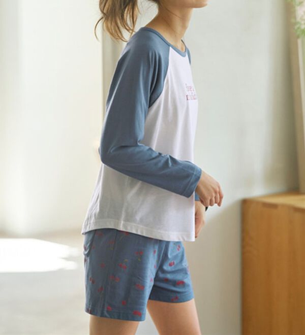 YU'NOW（ユナウ）の「ラグランスリーブＴシャツ＆ショートパンツセット（パジャマ・ルームウェア）」｜詳細画像