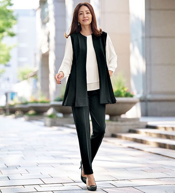 BELLUNA（ベルーナ）の「色褪せにくい黒！ジレセットアップ（セットアップ）」｜詳細画像