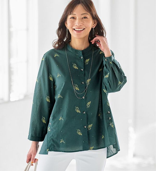 BELLUNA（ベルーナ）の「ミモザ刺しゅう腰まわりゆったり綿１００％ブラウス（ブラウス）」｜詳細画像