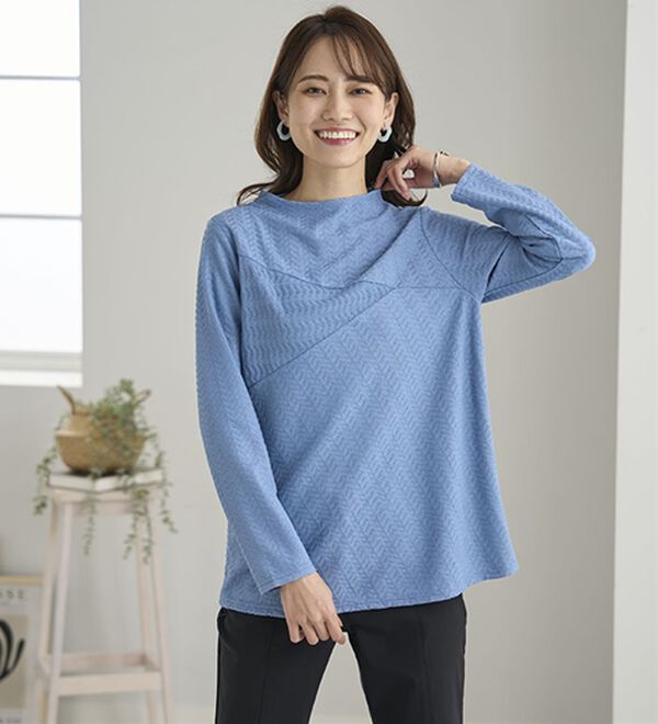 BELLUNA（ベルーナ）の「波柄ジャカード切替デザインプルオーバー（カットソー）」｜詳細画像