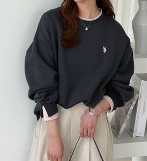 GeeRA（ジーラ）の「【U.S.POLOASSN.】レイヤード風配色スウェット（トレーナー・スウェット）」｜ネイビー&times;ピンク