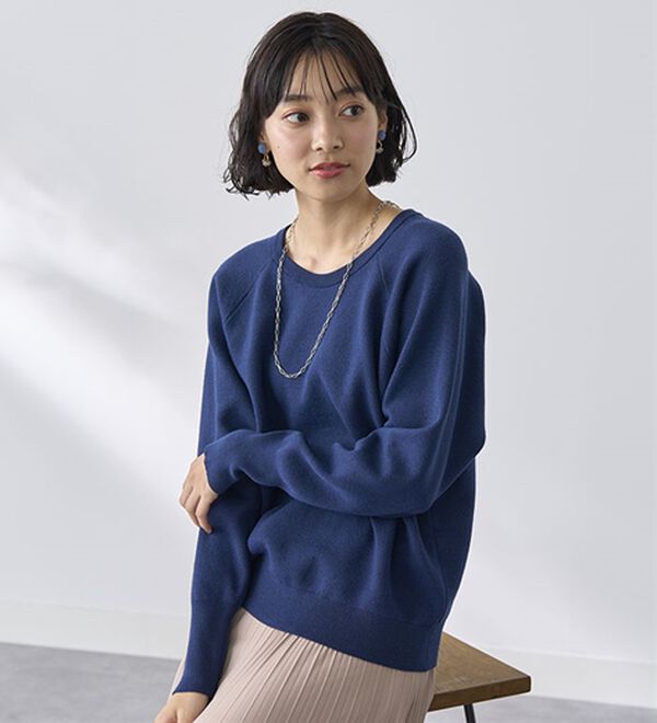 BELLUNA（ベルーナ）の「トレーナー感覚！きれいめカジュアルさんのためのニットトレーナー（ニット・セーター）」｜詳細画像