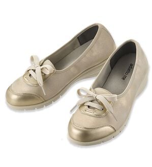 ルフラン（ルフラン）の「４Ｅレースアップスニーカーパンプス（パンプス）」｜ベージュ