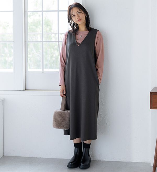 BELLUNA（ベルーナ）の「綿１００％素材フロッキーロゴ長袖Ｔシャツ（Tシャツ）」｜詳細画像