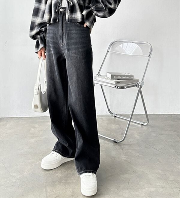 GeeRA（ジーラ）の「ハイウエストストレートデニム（ワイドパンツ・ガウチョ）」｜詳細画像