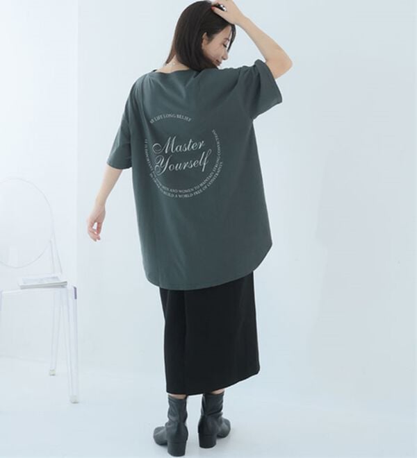 A HAPPY MARILYN（アハッピーマリリン）の「【大きいサイズ】【Ｌ～９Ｌ／選べるタイプ】綿１００％ロングＴシャツ（Tシャツ）」｜詳細画像