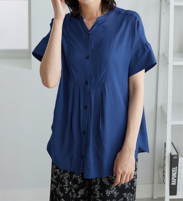 BELLUNA（ベルーナ）の「麻調素材タック使いシャツチュニック（ブラウス）」｜詳細画像