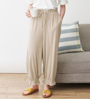 Viola e Viola（ヴィオラ エ ヴィオラ）の「やわらかパイル裾フリルゆるパンツ（その他パンツ）」｜詳細画像
