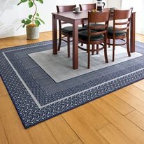 「丈夫な撥水加工ダイニングラグ（カーペット）」