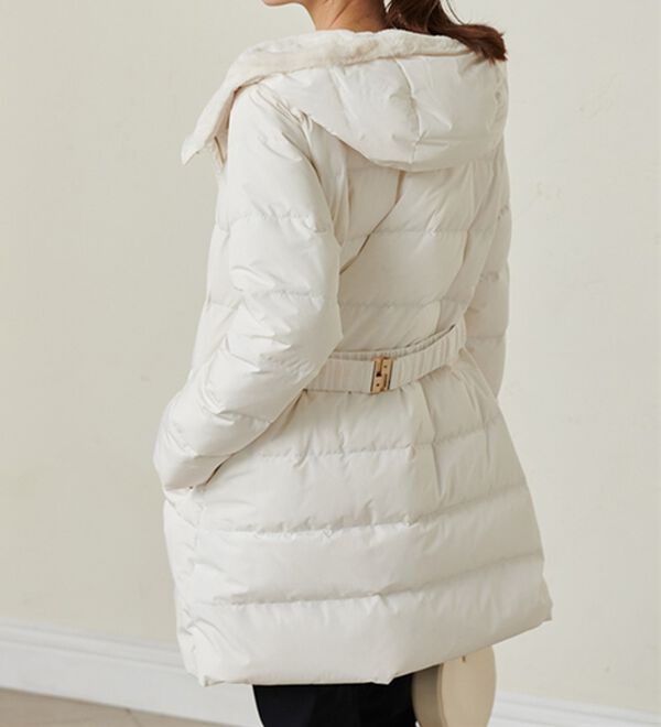 RANAN（ラナン）の「暖かファーフード使いすっきりダウンコート（ダウンコート・ジャケット・ベスト）」｜詳細画像