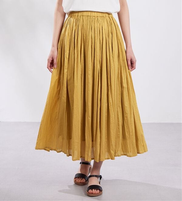 Viola e Viola（ヴィオラ エ ヴィオラ）の「ボイルクリンクルスカート（ひざ丈スカート）」｜マスタード