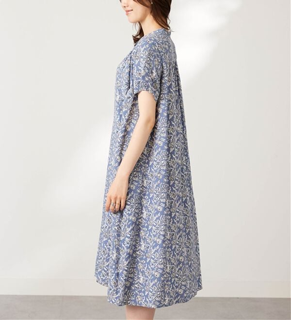 BELLUNA（ベルーナ）の「レーヨン素材肩シャーリング使いワンピース（その他ワンピース）」｜詳細画像