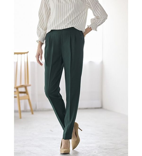 BELLUNA（ベルーナ）の「すっきり見えタックテーパードパンツ（フルレングスパンツ）」｜詳細画像