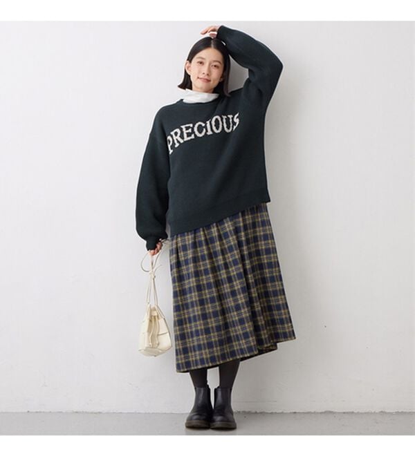 Viola e Viola（ヴィオラ エ ヴィオラ）の「ゆるシルエットロゴデザインニットトップス（ニット・セーター）」｜詳細画像