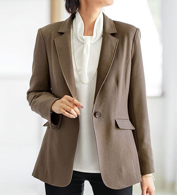 BELLUNA（ベルーナ）の「洗える！暖か蓄熱素材テーラードジャケット（テーラードジャケット）」｜詳細画像