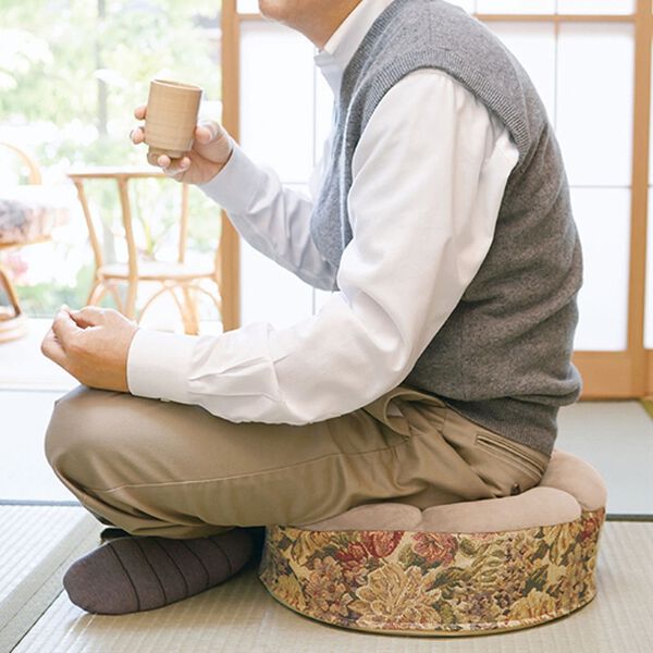 「お尻にやさしいフローリングクッション（クッション・クッションカバー）」｜詳細画像