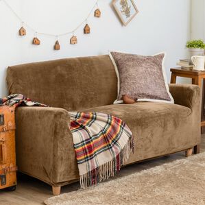 iellio（イエリオ）の「とろけるマイクロのびのびソファカバー（ソファーカバー）」｜ブラウン