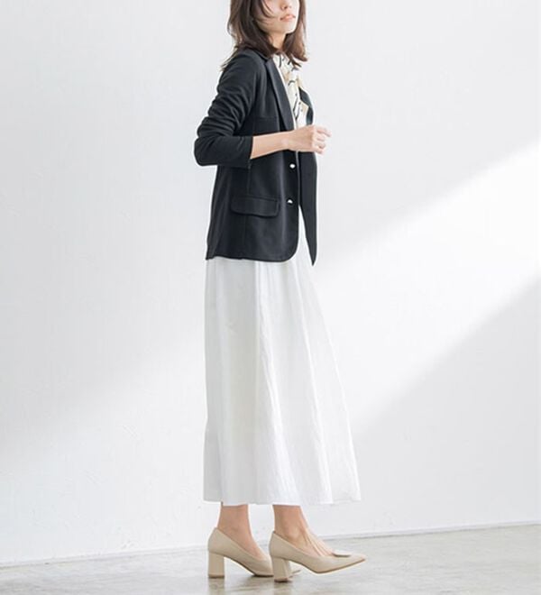 Pierrot（ピエロ）の「ＯＮ／ＯＦＦ使えるポンチ素材テーラードジャケット（テーラードジャケット）」｜詳細画像