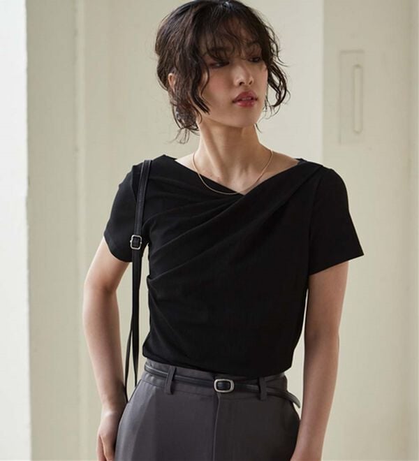 RANAN（ラナン）の「【ひんやり/UV対策】上品ドレープリブTシャツ（カットソー）」｜詳細画像