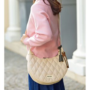 BELLUNA（ベルーナ）の「＜ミネトンカ＞キルティングショルダー（ショルダーバッグ）」｜ベージュ