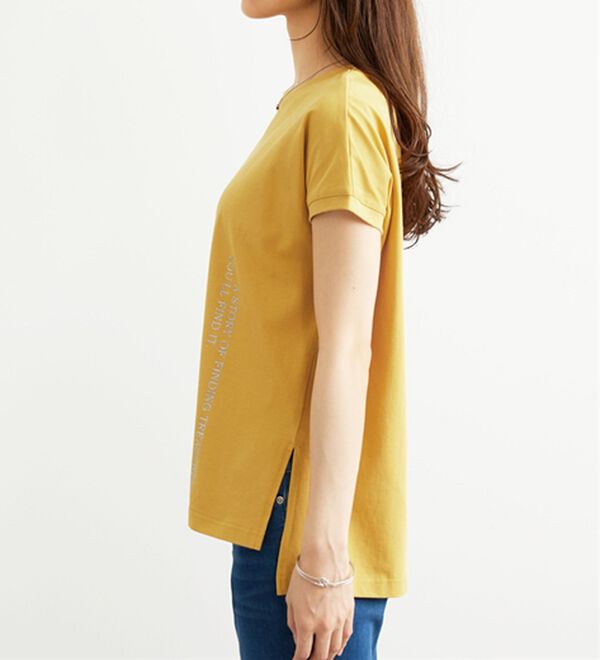 BELLUNA（ベルーナ）の「ラメプリント縦ロゴゆったりプルオーバー（カットソー）」｜詳細画像