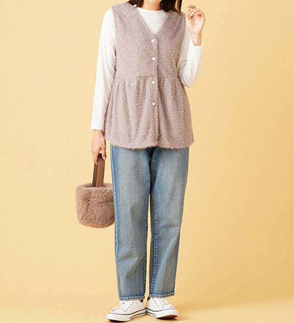 BELLUNA（ベルーナ）の「【2点セット】ラメシャギー素材ベストアンサンブル（アンサンブル）」｜詳細画像