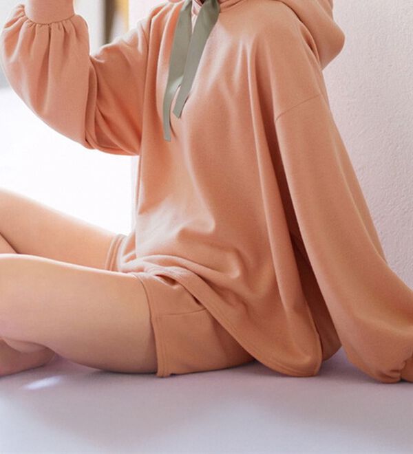 上下2点セット】裏起毛リボンパーカー＆ショートパンツ - ベルーナ