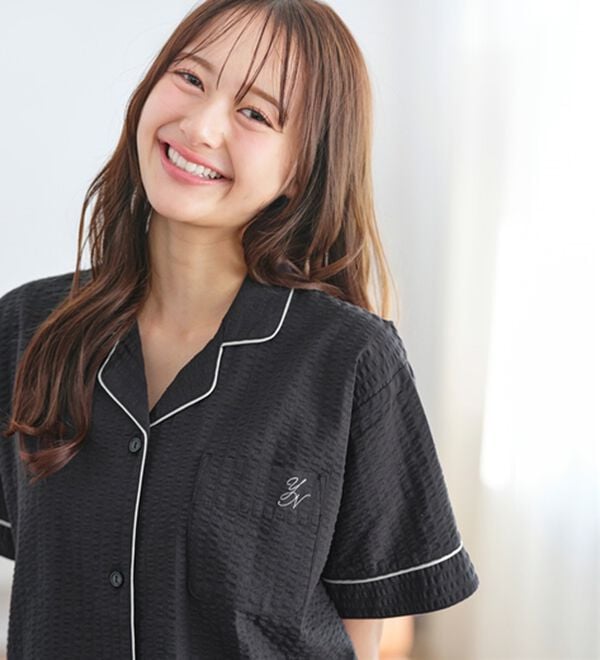 YU'NOW（ユナウ）の「【半袖＋ロングパンツ】綿１００％サッカーシャツパジャマ（パジャマ・ルームウェア）」｜詳細画像