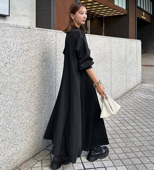 GeeRA（ジーラ）の「【再入荷】1枚で決まる！ハーフジップフレアワンピース（カットソーワンピース）」｜詳細画像