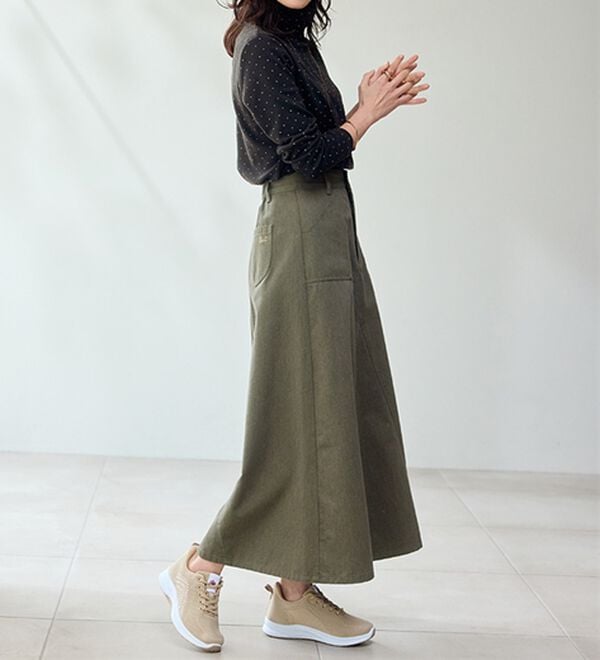 BELLUNA（ベルーナ）の「手を使わずに履けるニットスニーカー（スニーカー）」｜詳細画像