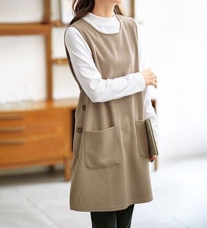 BELLUNA（ベルーナ）の「ボーダージャカード素材釦使いジャンパードレス（ジャンパースカート）」｜ベージュ