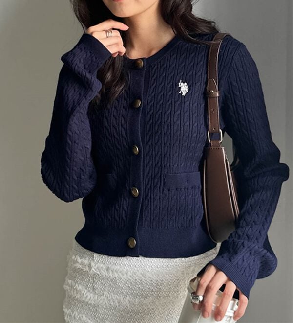 RANAN（ラナン）の「＜Ｕ．Ｓ．Ｐ＞ゴールド調ボタン刺繍ケーブルカーディガン（ニット・セーター）」｜詳細画像