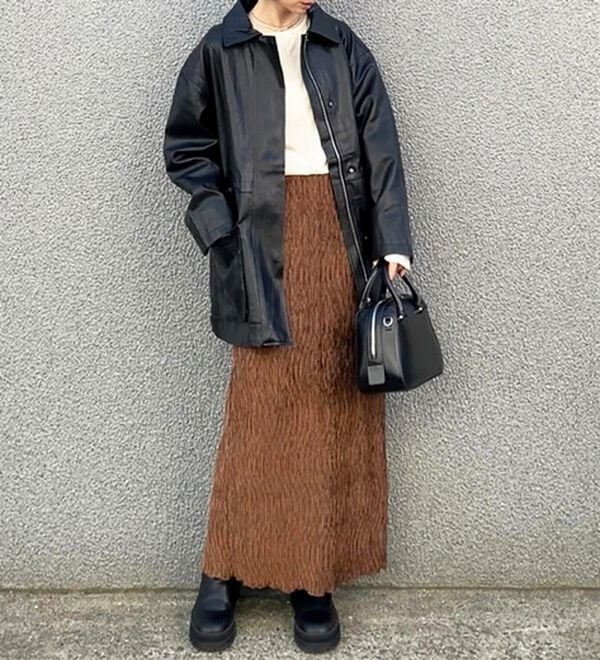 GeeRA（ジーラ）の「すっきり見え！ベロアプリーツロングスカート（ロングスカート）」｜詳細画像