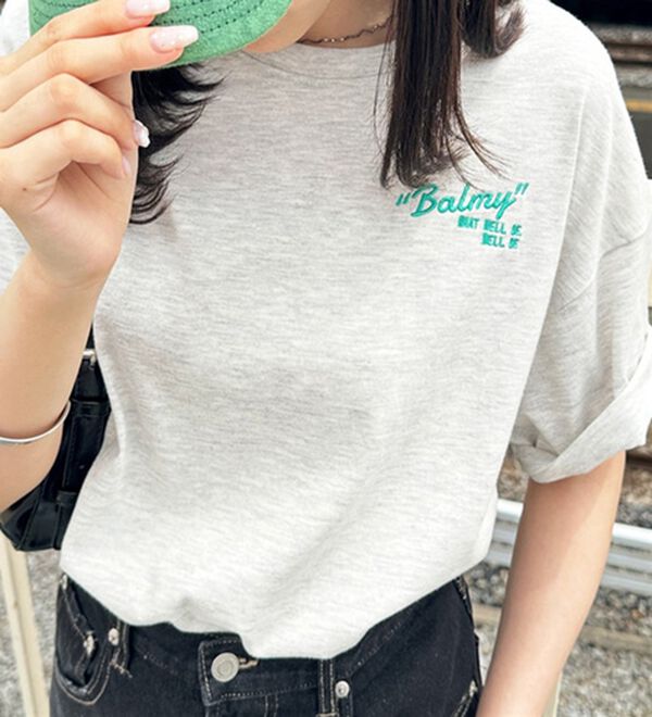 GeeRA（ジーラ）の「サガラ刺繍バックロゴＴシャツ（Tシャツ）」｜詳細画像