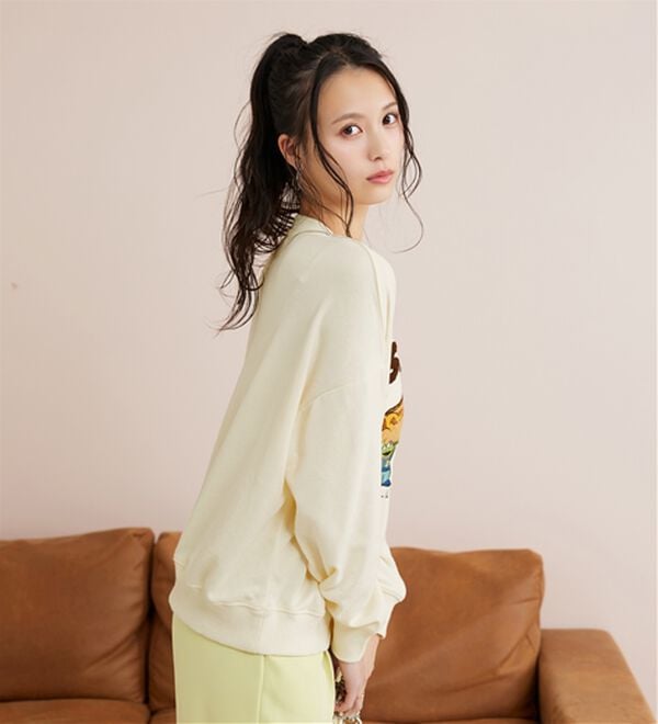 BELLUNA（ベルーナ）の「＜Ｄｉｓｎｅｙ＞【リトルグリーンメン】サガラ刺しゅう裏毛トレーナー（トレーナー・スウェット）」｜詳細画像