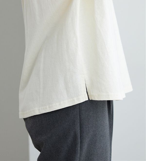 BELLUNA（ベルーナ）の「衿付き異素材切替プルオーバー（カットソー）」｜詳細画像