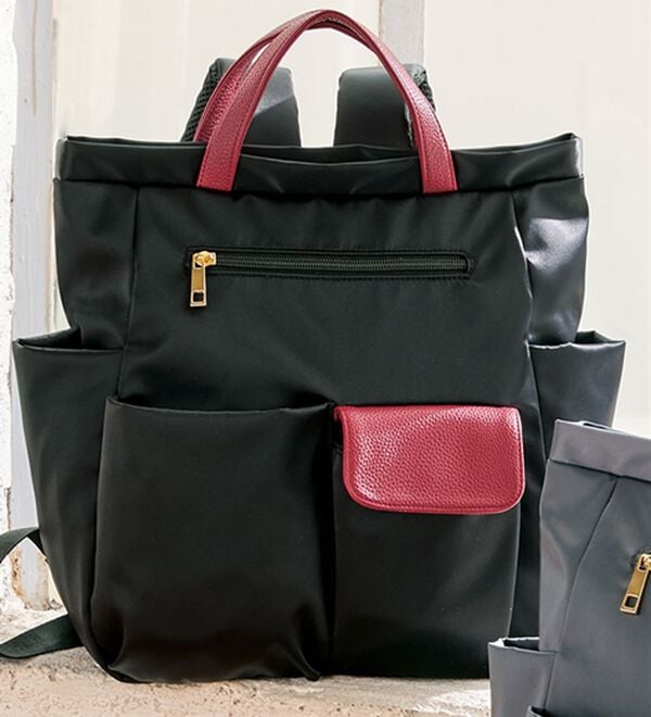 BELLUNA（ベルーナ）の「多収納が嬉しい！軽量２ＷＡＹリュック（リュック）」｜ブラック