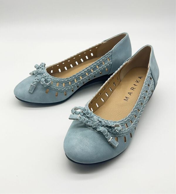 BELLUNA（ベルーナ）の「４Ｅ編み込みデザインリボンパンプス（パンプス）」｜詳細画像