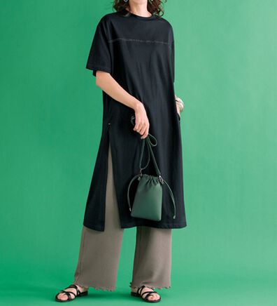 BELLUNA（ベルーナ）の「ひんやり綿１００％スリットワンピース＆ポコポコパンツ（カットソーワンピース）」