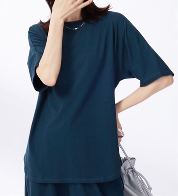 BELLUNA（ベルーナ）の「ひんやり！綿混裾ラウンドプルオーバー（カットソー）」｜詳細画像