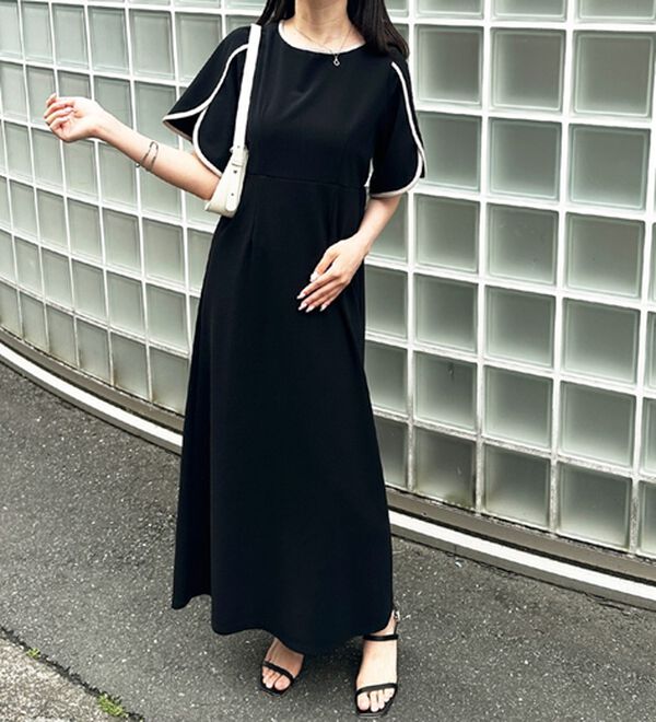 GeeRA（ジーラ）の「スリット入りフレアースリーブワンピース（その他ワンピース）」｜詳細画像