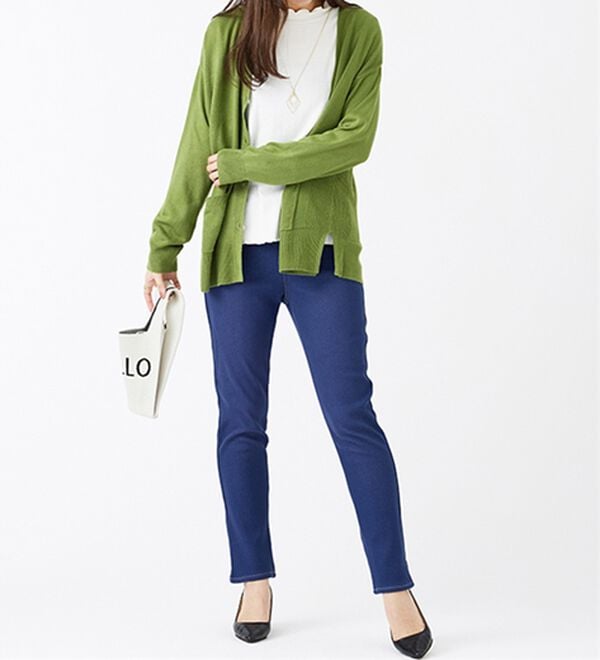 BELLUNA（ベルーナ）の「裏ベロアストレッチデニムパンツ（フルレングスパンツ）」｜詳細画像