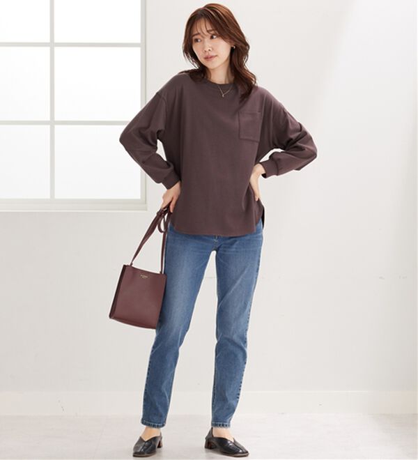 BELLUNA（ベルーナ）の「吸湿発熱ポンチ素材袖切替プルオーバー（カットソー）」｜詳細画像