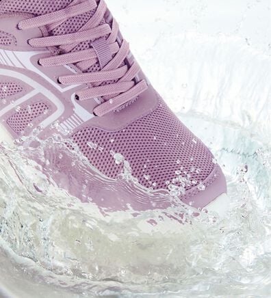 BELLUNA（ベルーナ）の「サッと履ける！防水軽量シューズ（スニーカー）」