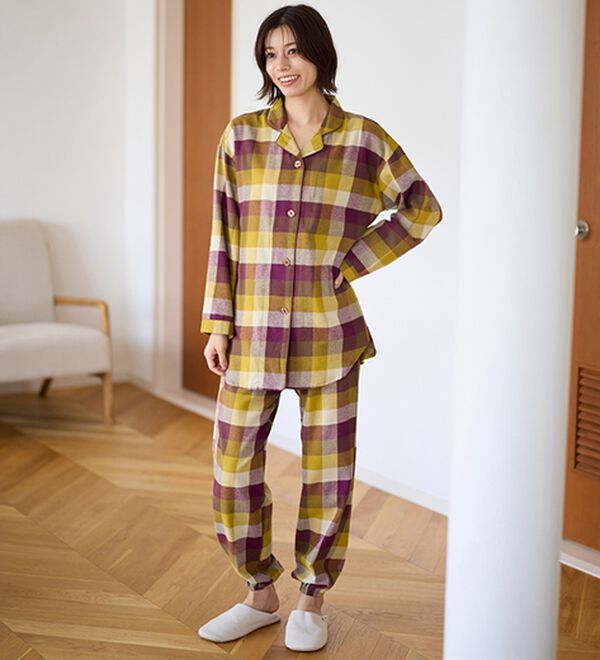 LAVIENNE（ラヴィエンヌ）の「綿１００％ふんわり柔か微起毛パジャマ（パジャマ・ルームウェア）」｜詳細画像